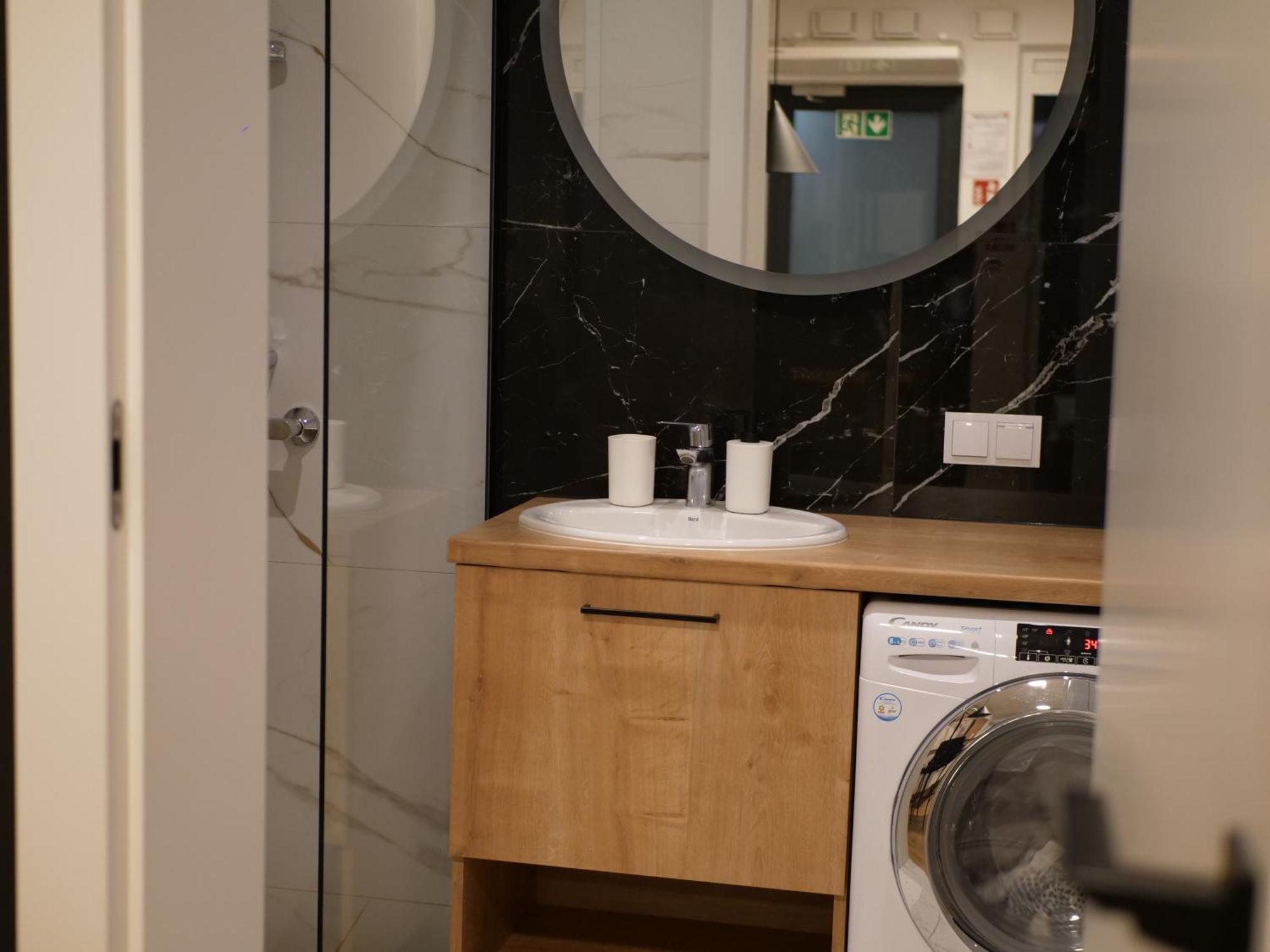 Przytulna Kawalerka 77 Apartment Wroclaw Bagian luar foto