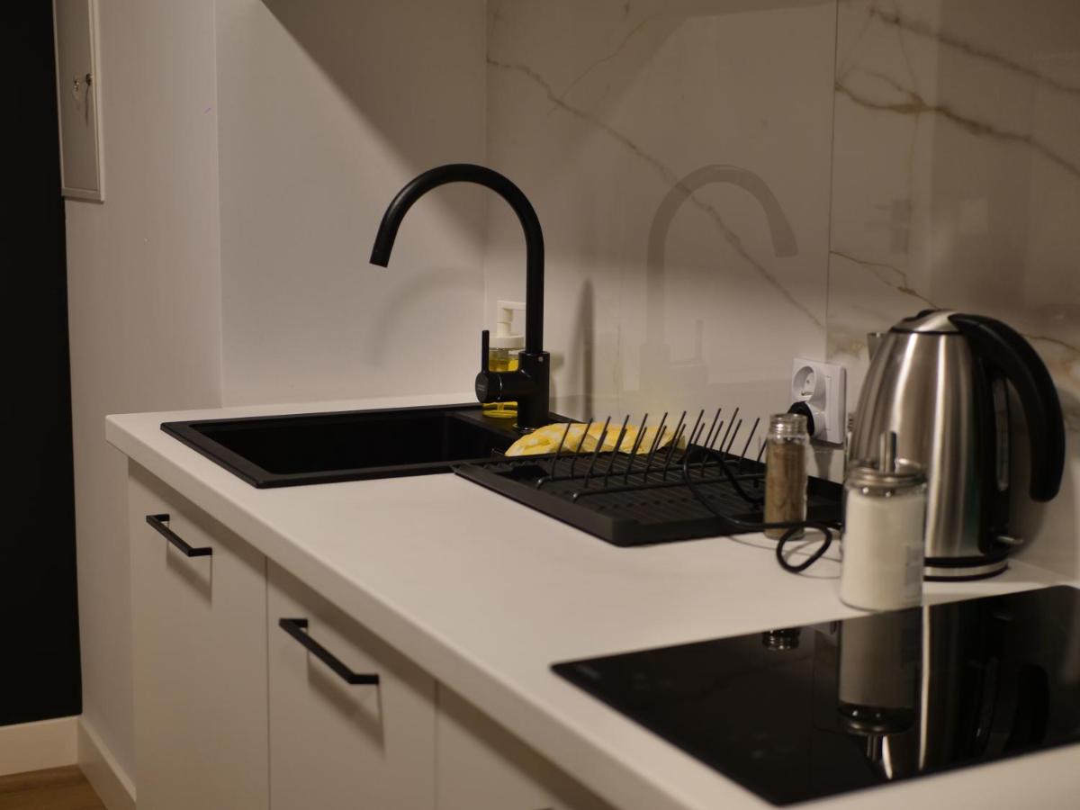 Przytulna Kawalerka 77 Apartment Wroclaw Bagian luar foto